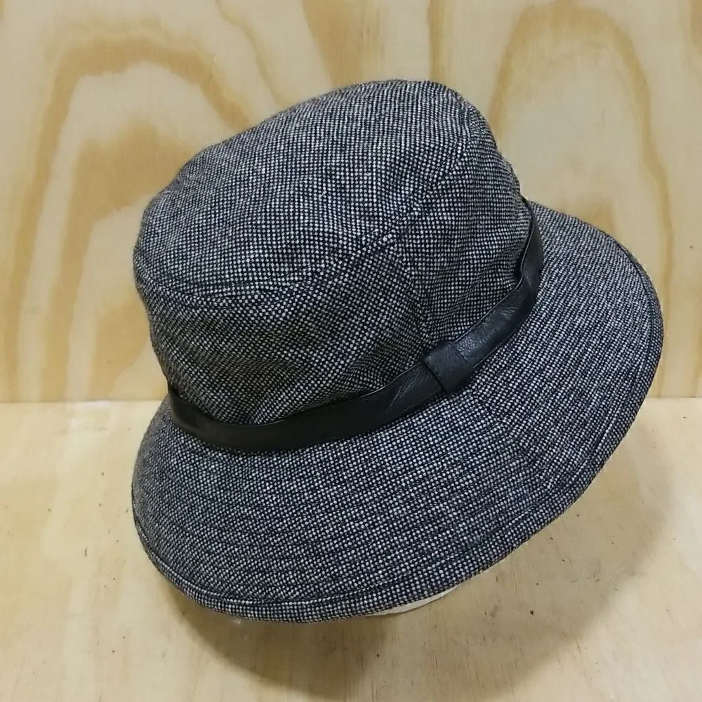 Banana Republic Tweed Bucket Hat Sz Small/Med ( Unisex )